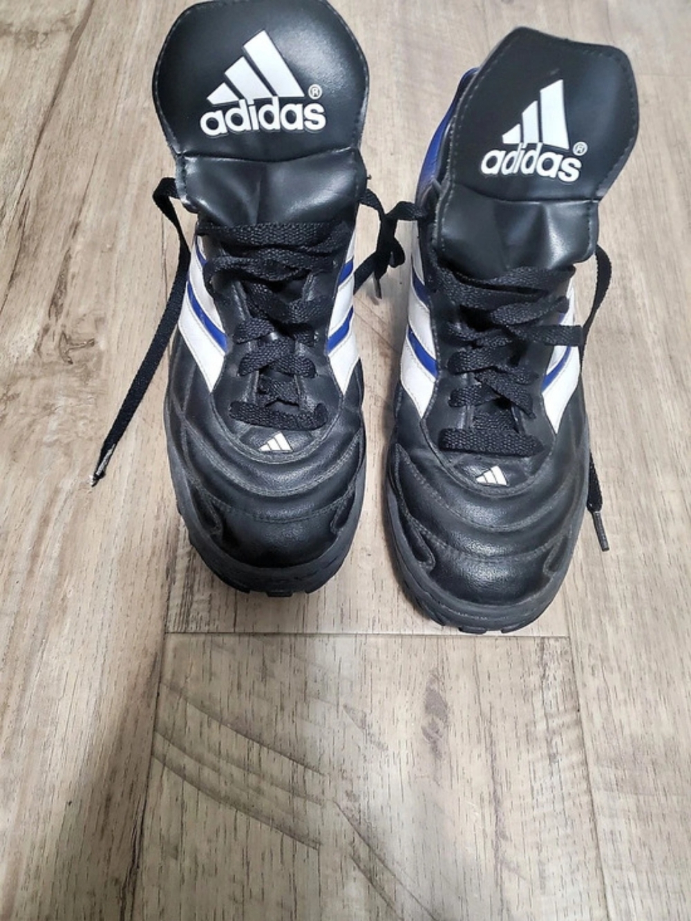 Vintage Adidas Turf Soccer Shoes 6.5
